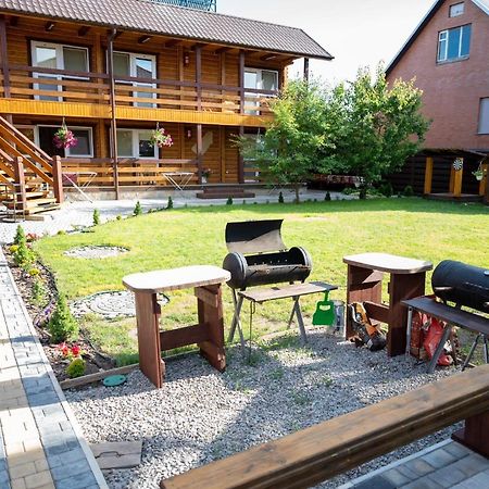 Rybatska 7 Hotel Tjornomorsk Eksteriør billede